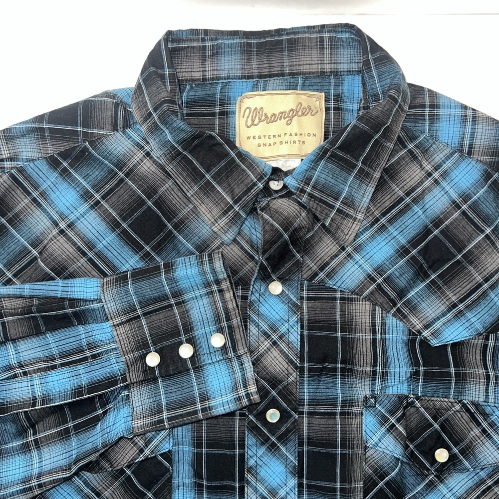 VTG  Wrangler Pearl Snap Shirt Mens Blue Plaid‎ Long Sleeve See Measurements XL